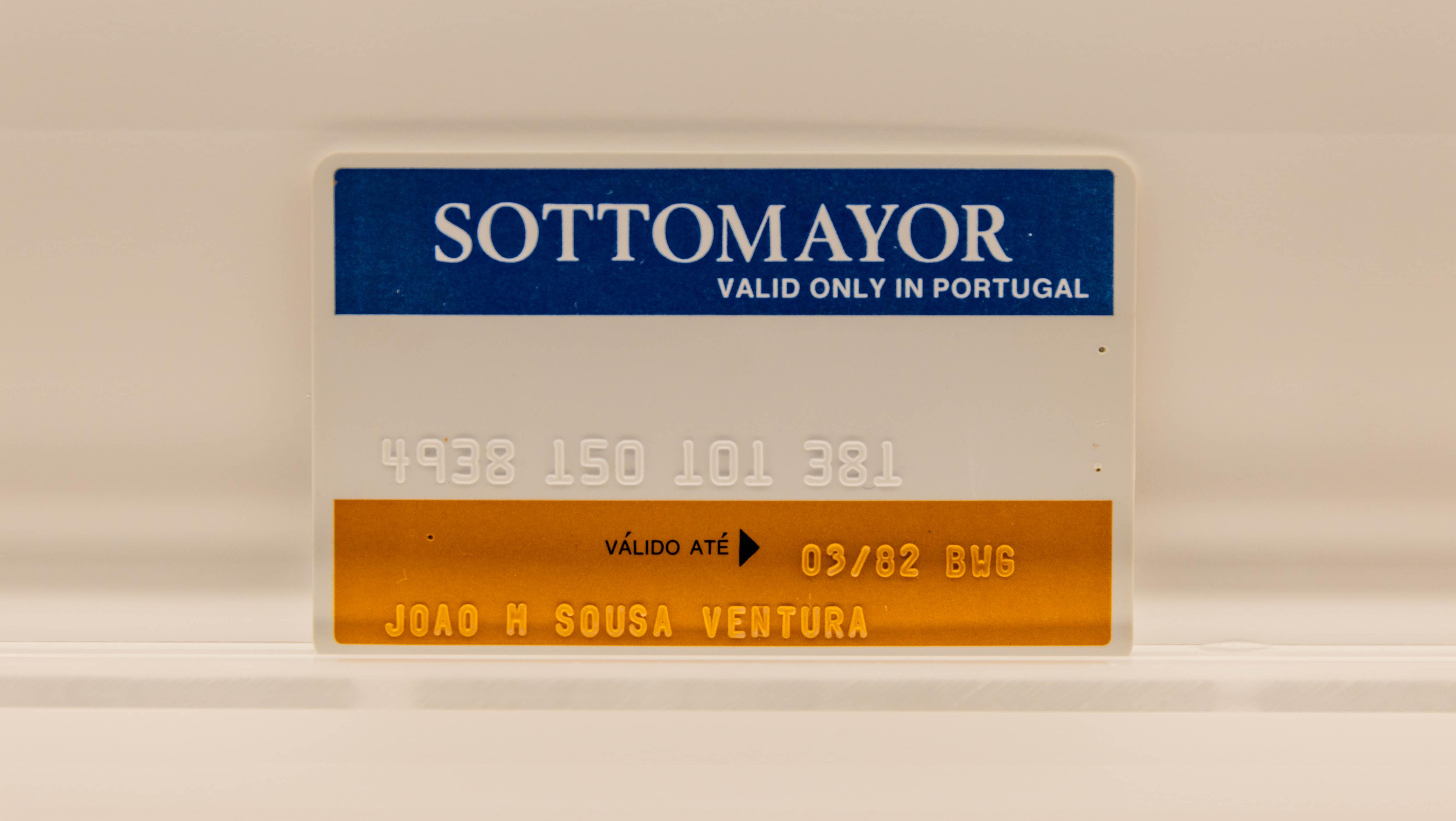 Cartão bancário SottoMayor "Valid only in Portugal"