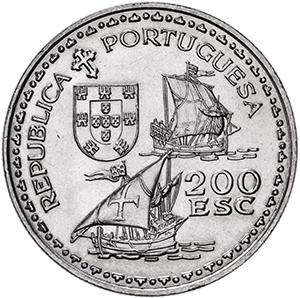 200 escudos