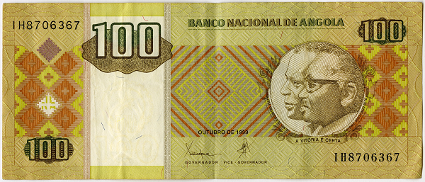 100 kwanzas